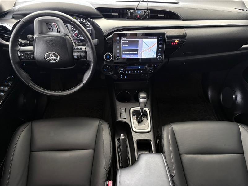  HILUX  2.8 D-4d Turbo CD SRV 4X4 10