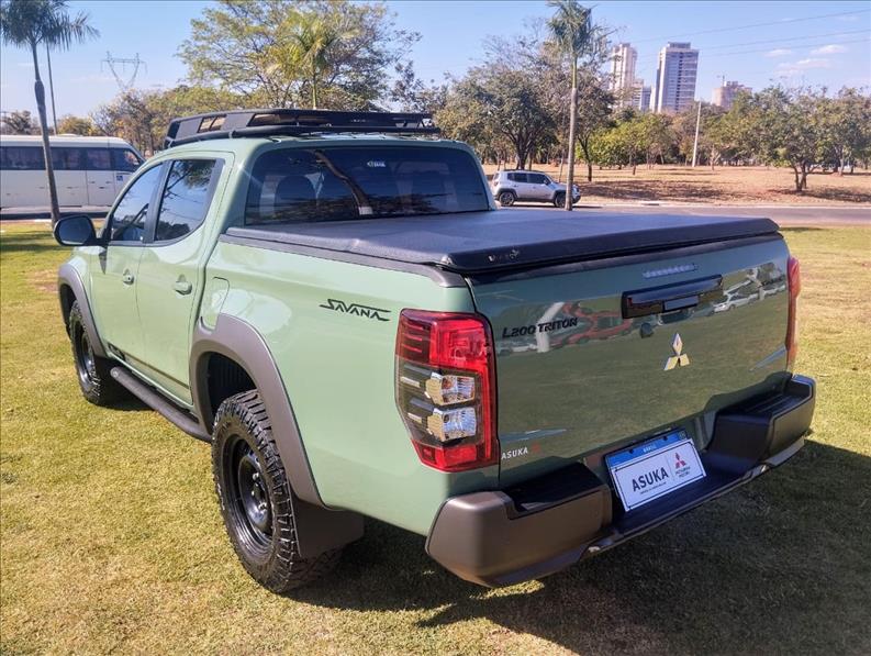  L200 TRITON  2.4 16V Turbo Sport Savana CD 4X4 