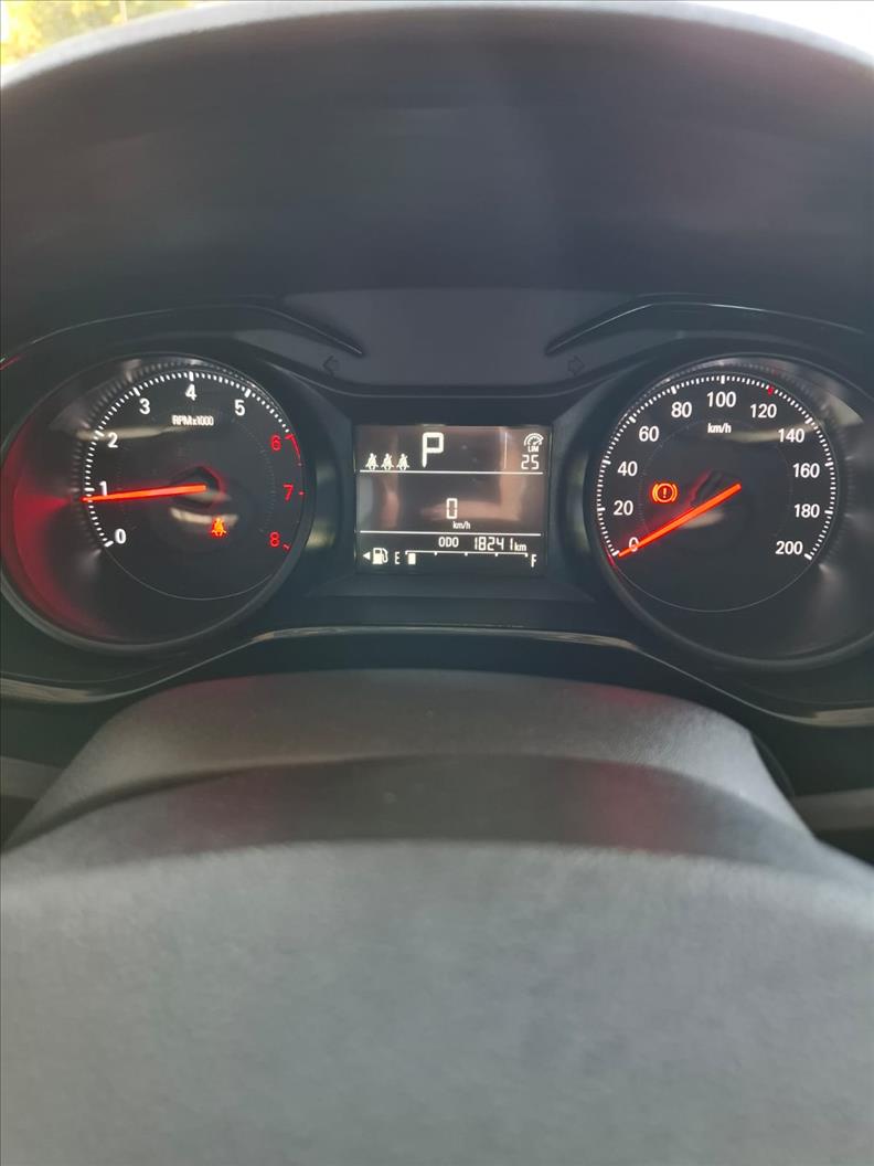 ONIX 1.0 Turbo LT ONIX 1.0 Turbo LT