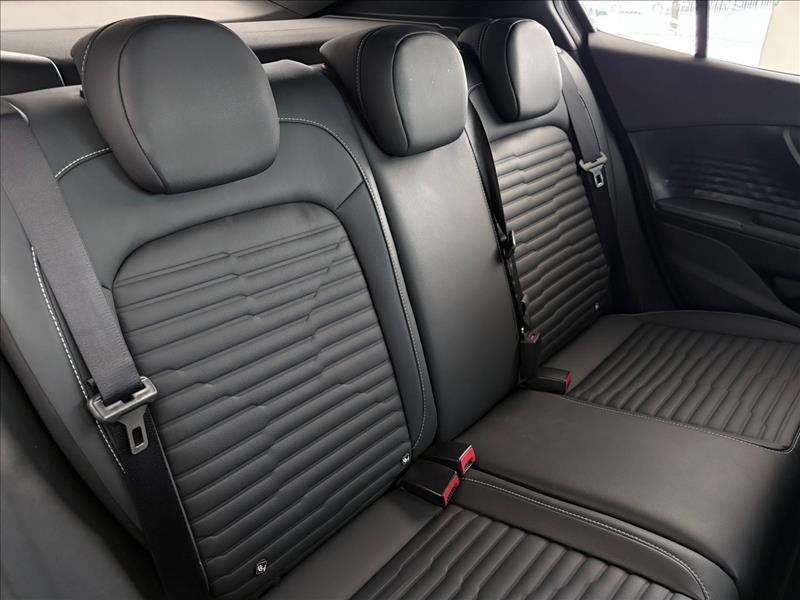  FASTBACK  1.0 Turbo 200 Impetus 7