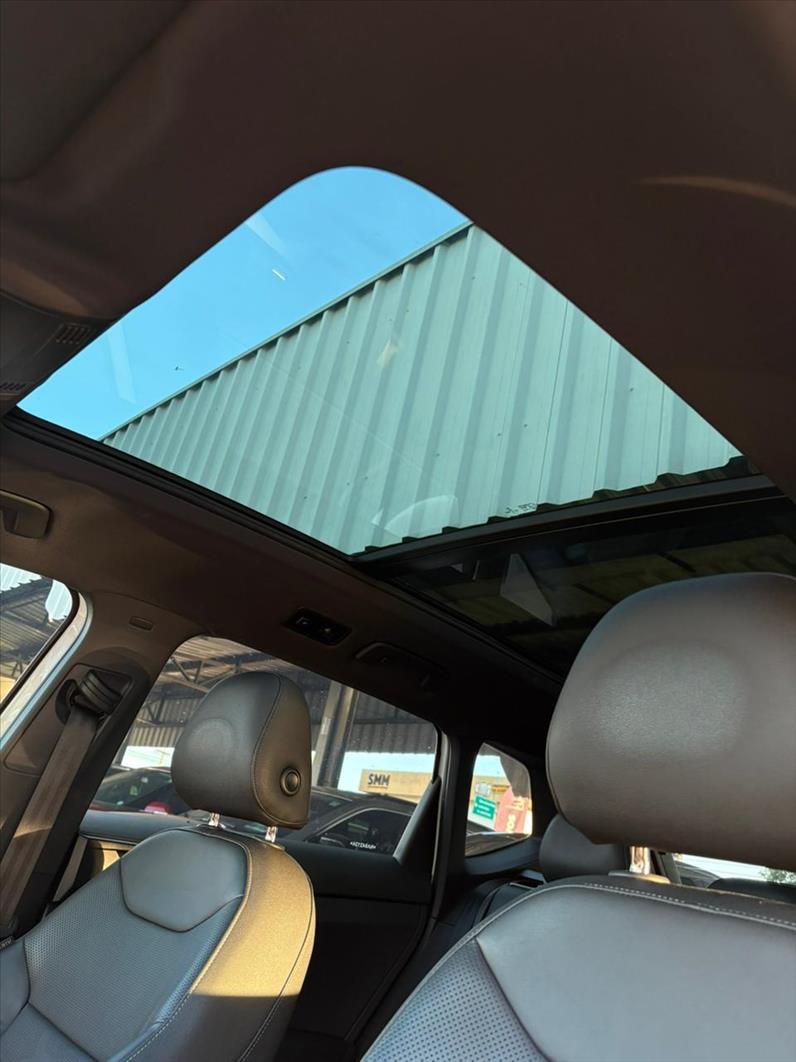  TAOS  1.4 250 TSI Highline 10