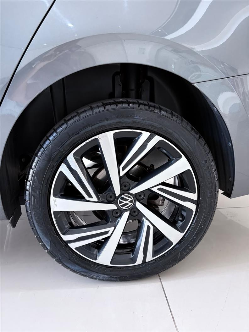  VIRTUS  1.0 200 TSI Highline 17
