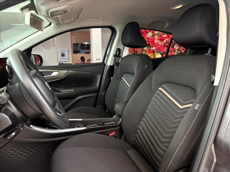  FASTBACK  1.0 Turbo 200 8