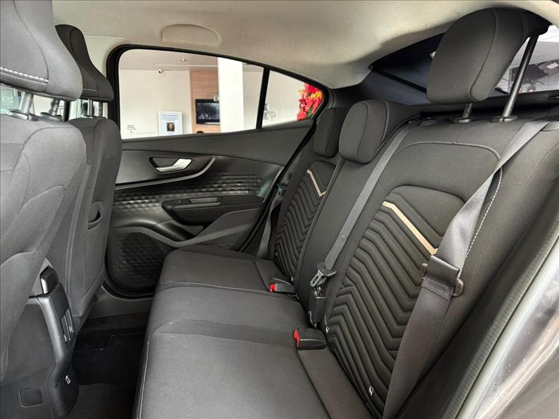  FASTBACK  1.0 Turbo 200 9