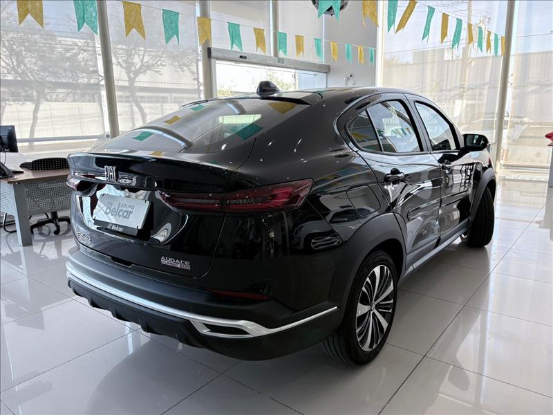  FASTBACK  1.0 Turbo 200 Audace 1