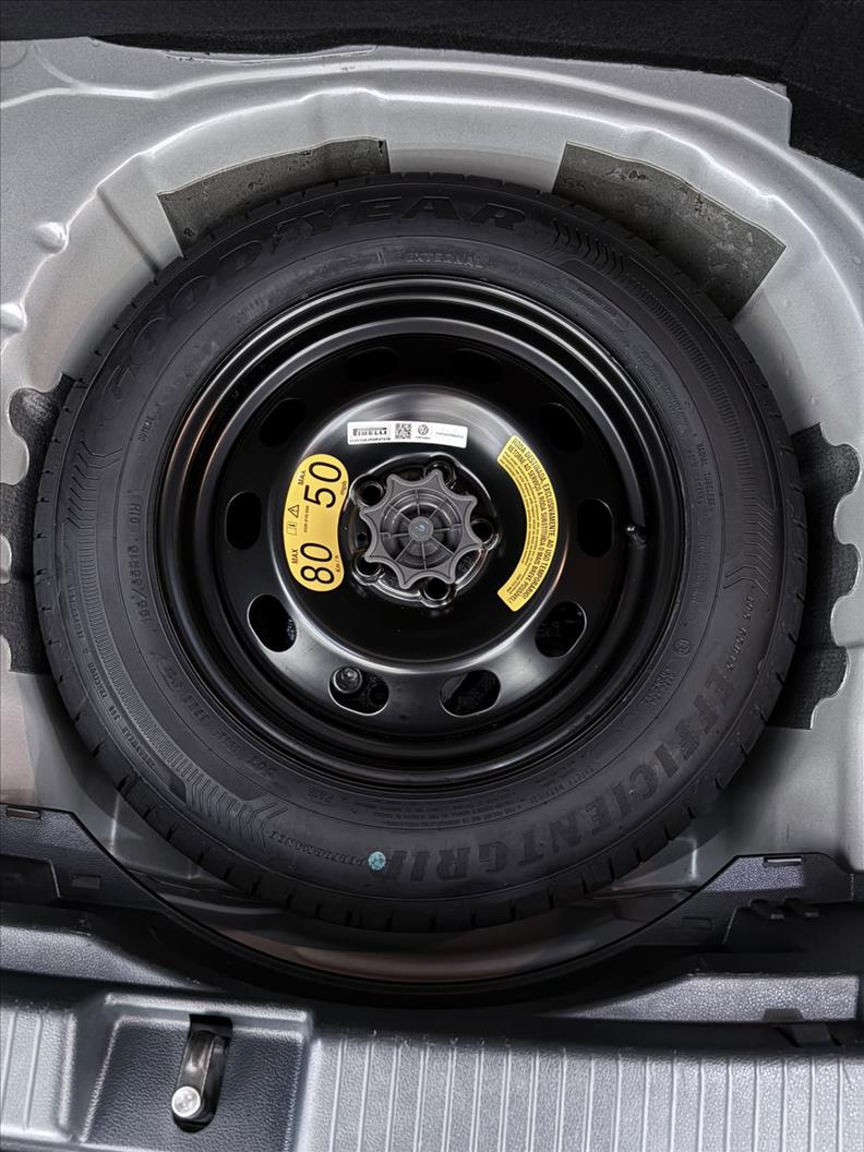  T-CROSS  1.0 200 TSI Sense 15