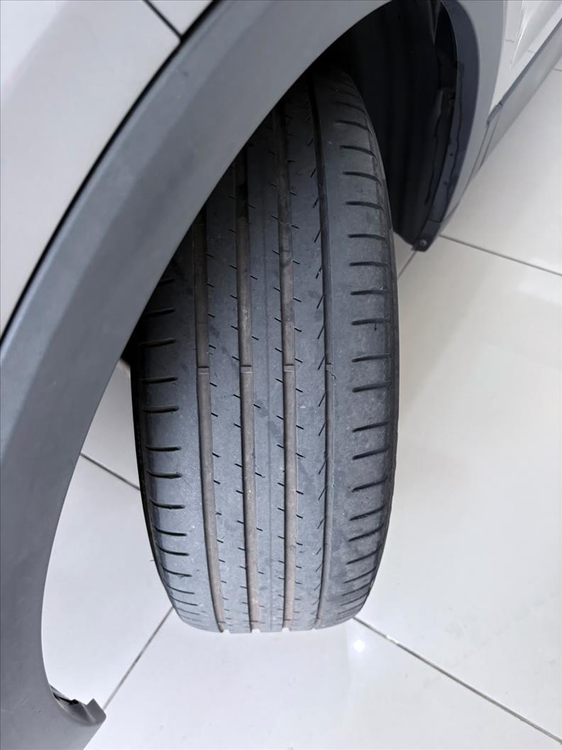  T-CROSS  1.0 200 TSI Sense 16