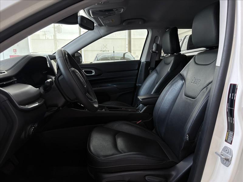  COMPASS  1.3 T270 Turbo Longitude 8