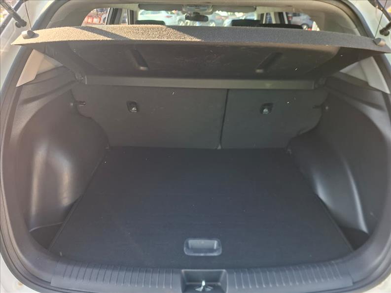  CRETA  1.6 16V Action 13