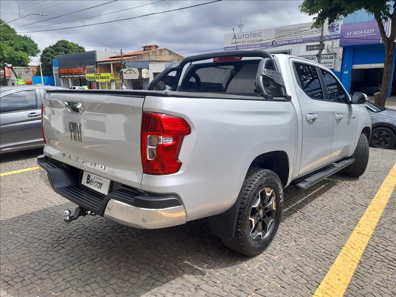  TITANO  2.2 Turbo Volcano 4X4 1