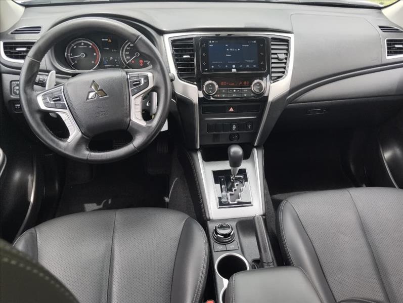  L200 TRITON  2.4 16V Turbo Sport HPE CD 4X4 9