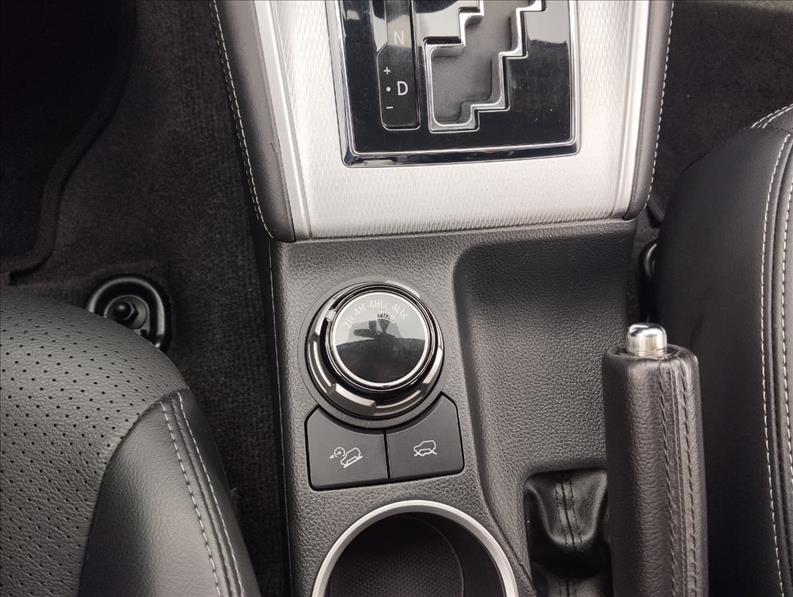  L200 TRITON  2.4 16V Turbo Sport HPE CD 4X4 13