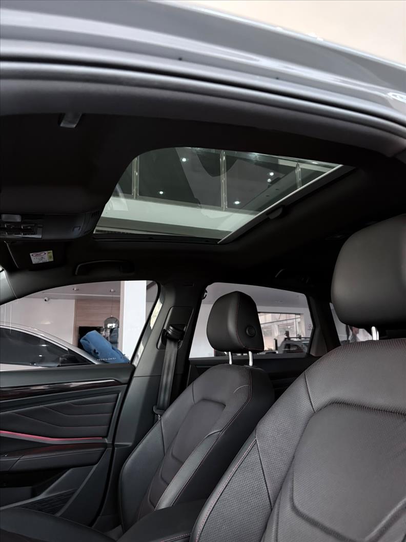  JETTA  2.0 350 TSI GLI 10