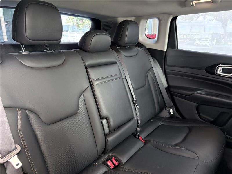  COMPASS  1.3 T270 Turbo Limited 6