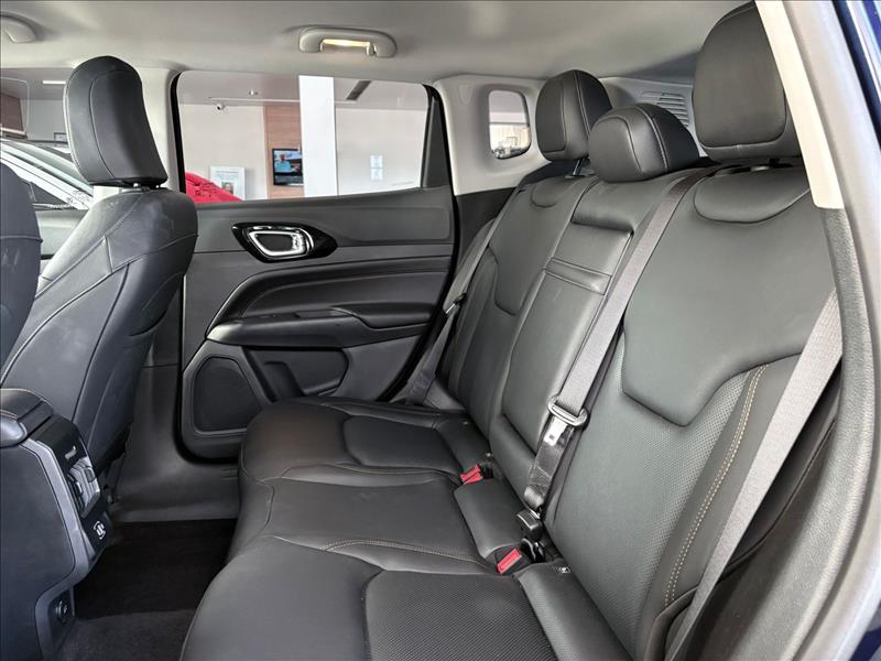  COMPASS  1.3 T270 Turbo Limited 9