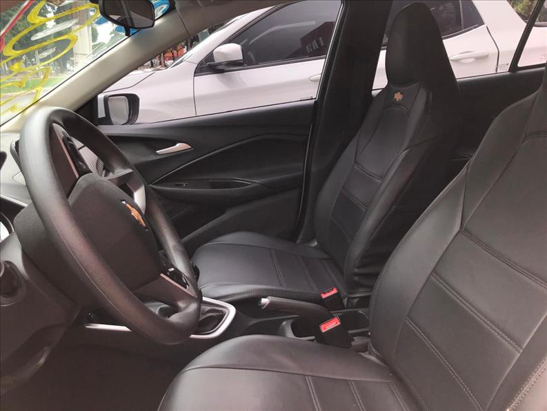  ONIX  1.0 Turbo LT 8