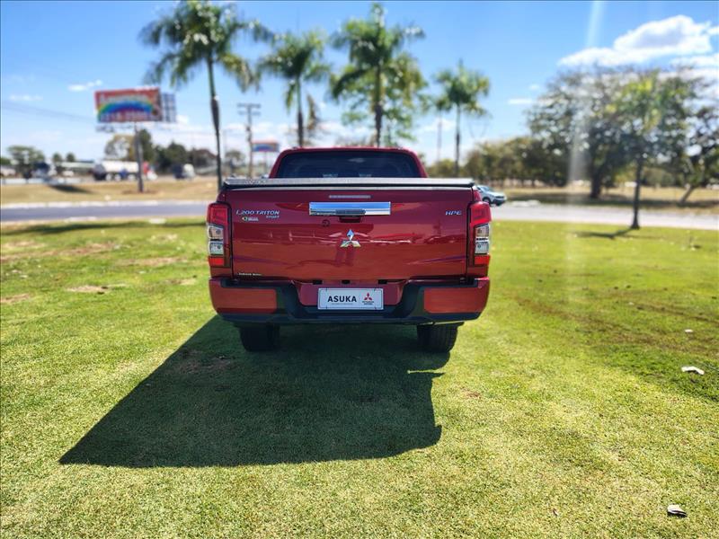  L200 TRITON  2.4 16V Turbo Sport HPE CD 4X4 2