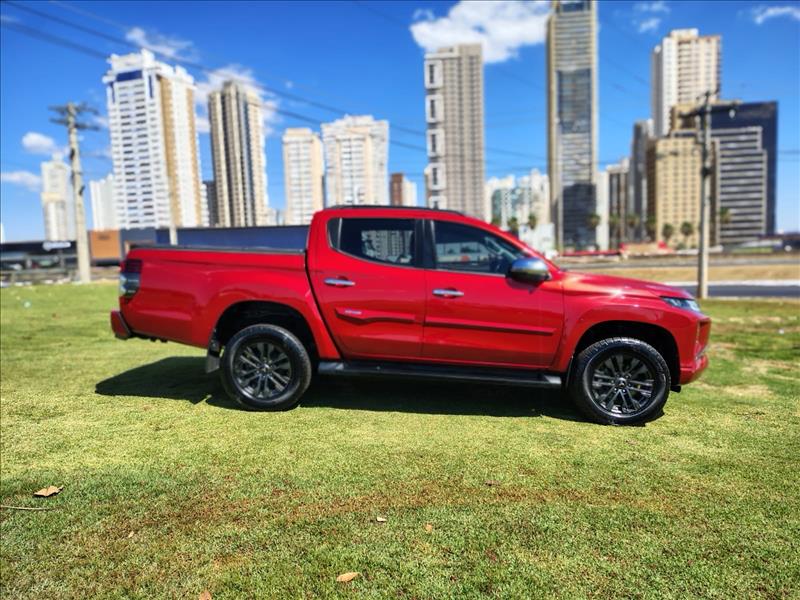  L200 TRITON  2.4 16V Turbo Sport HPE CD 4X4 1