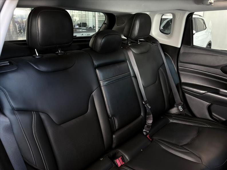  COMPASS  1.3 T270 Turbo Longitude 7