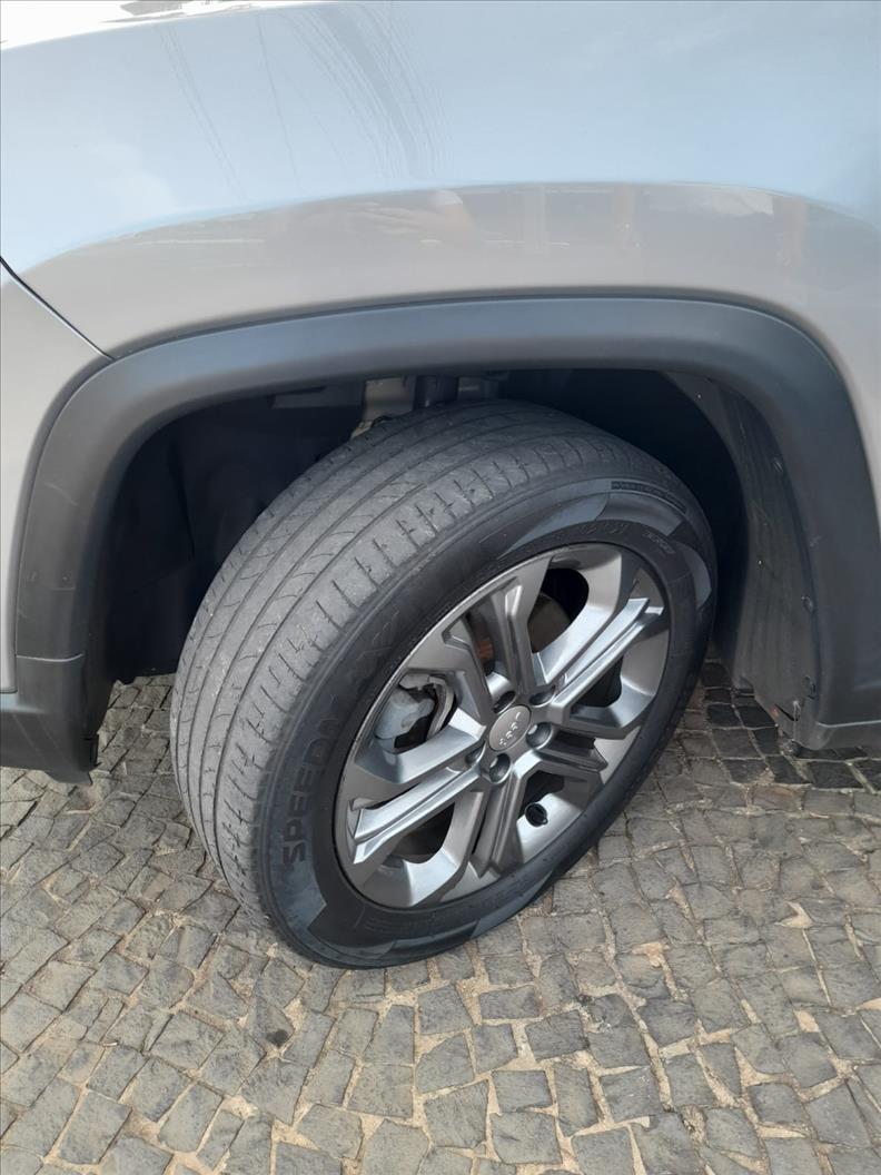  COMPASS  1.3 T270 Turbo Longitude 11