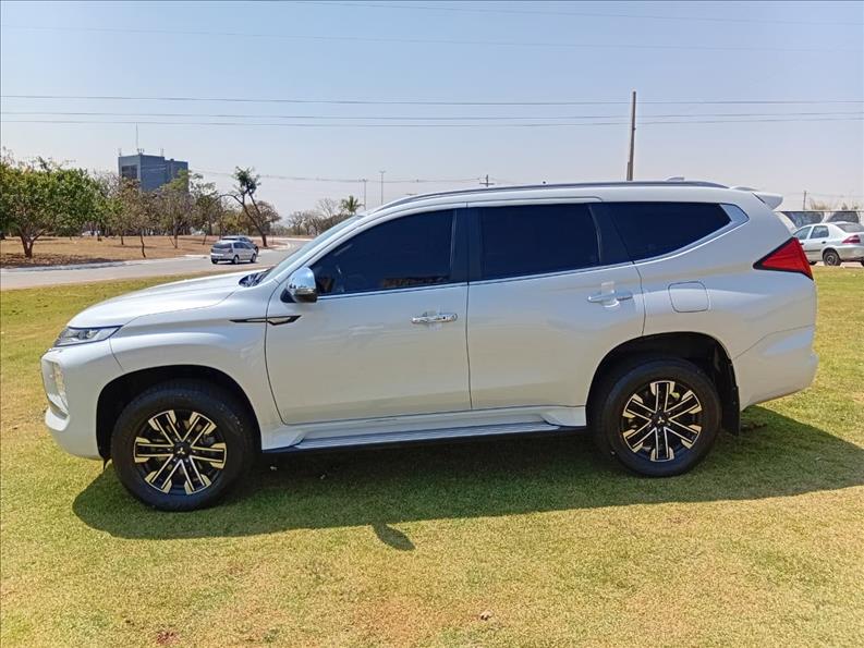  PAJERO SPORT  2.4 16V Mivec Turbo Hpe-s AWD 3