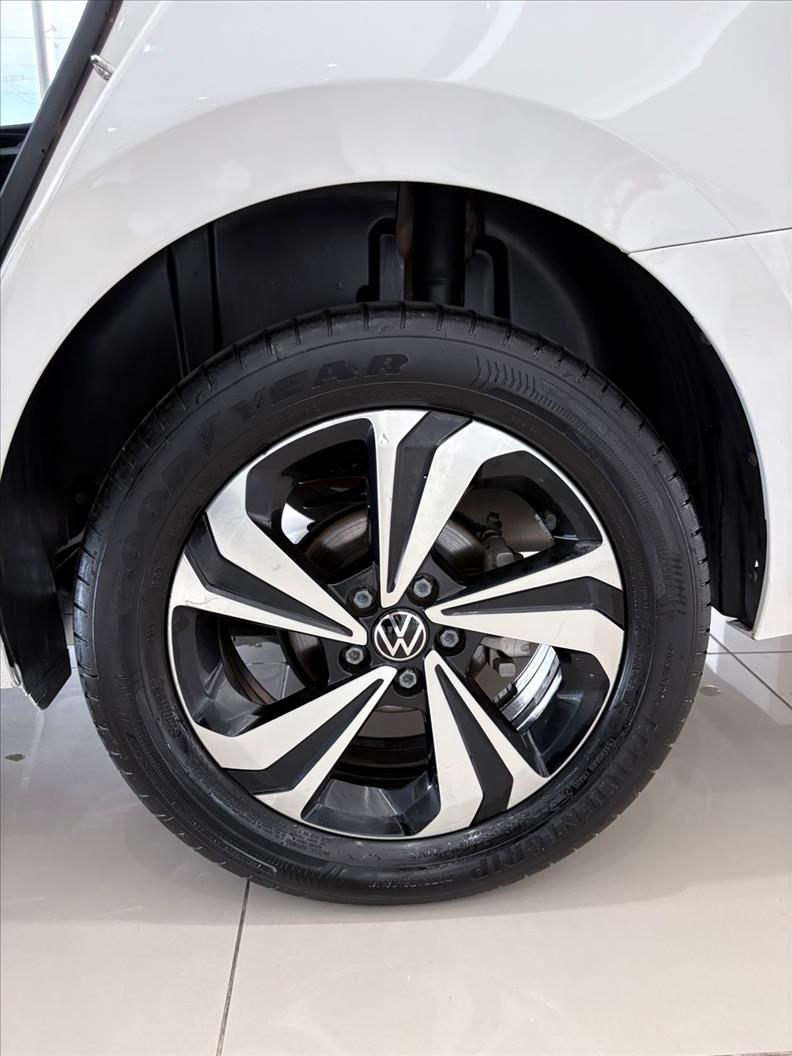  VIRTUS  1.0 200 TSI Comfortline 16