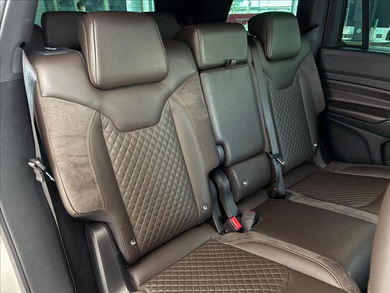  COMMANDER  2.0 Td380 Turbo Overland 8