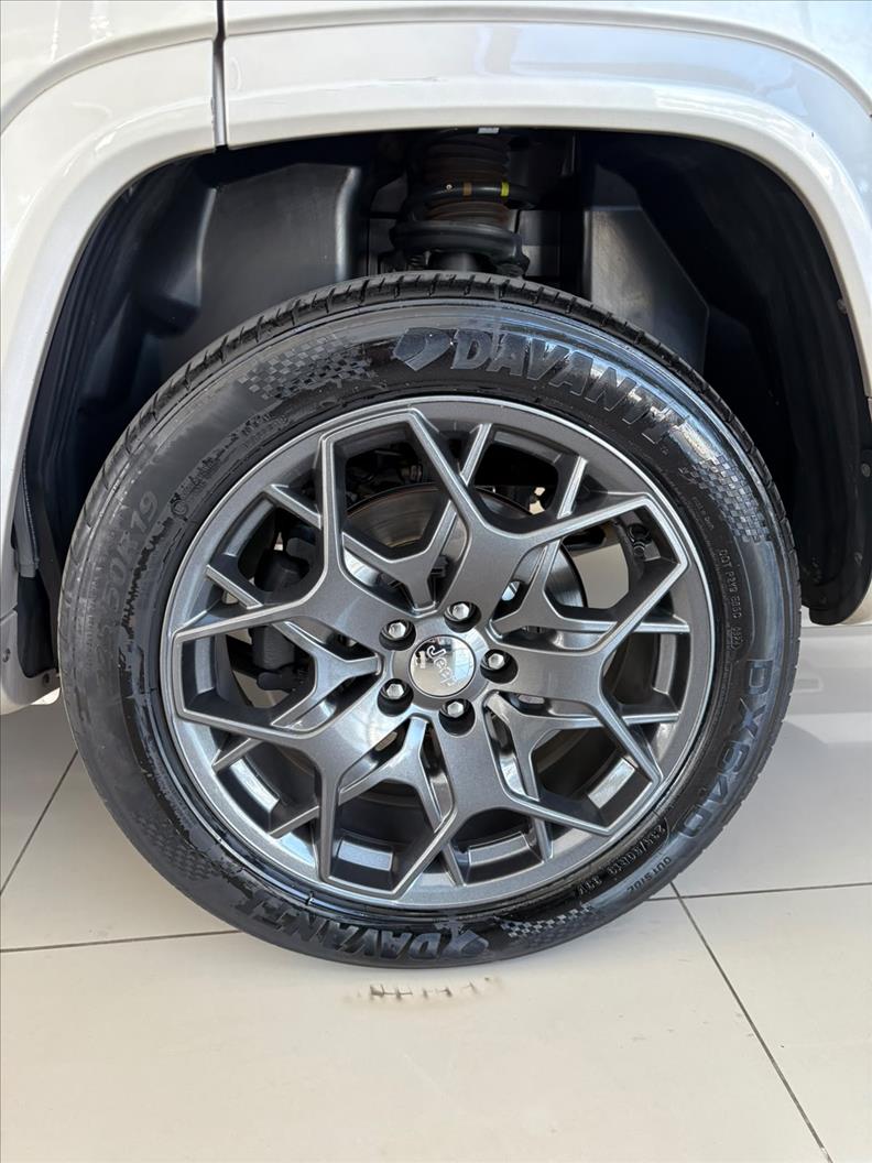  COMMANDER  2.0 Td380 Turbo Overland 18