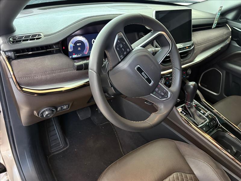  COMMANDER  2.0 Td380 Turbo Overland 14