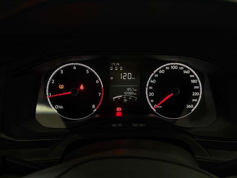 POLO 1.0 MPI Track POLO 1.0 MPI Track