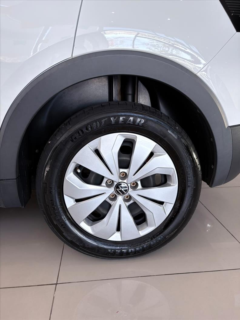  T-CROSS  1.0 200 TSI Sense 17