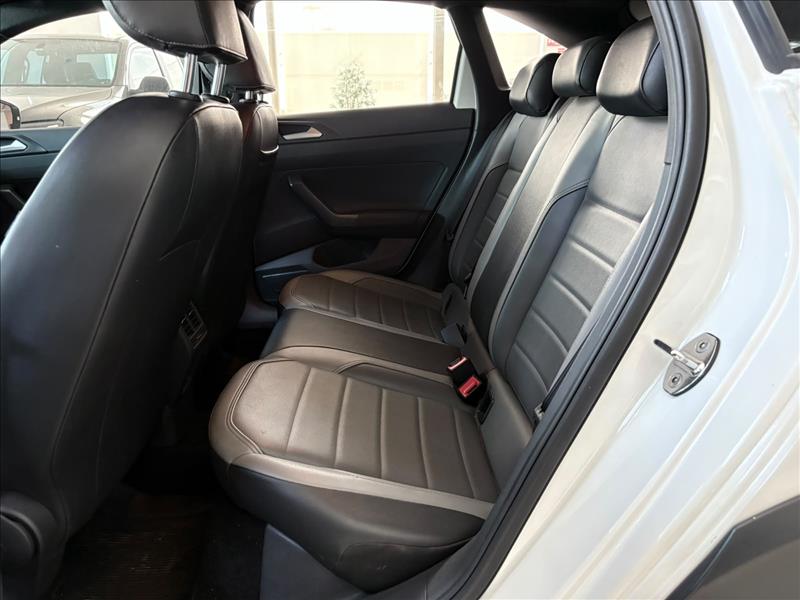  NIVUS  1.0 200 TSI Highline 9