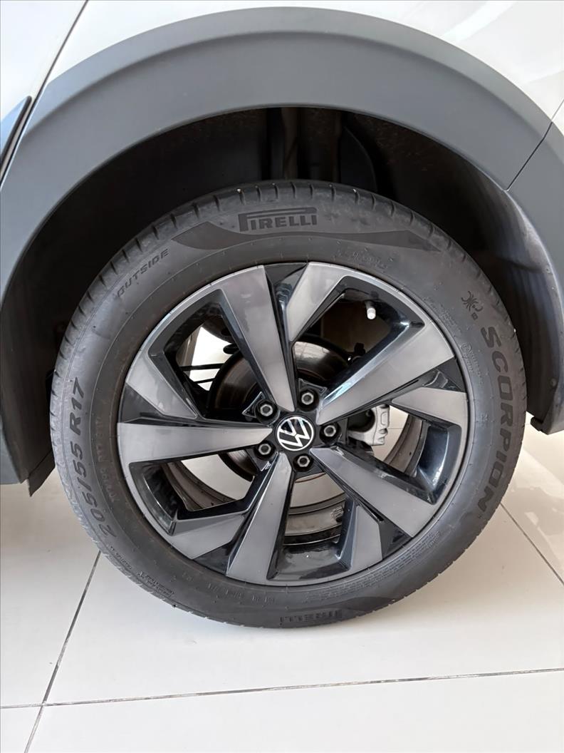  NIVUS  1.0 200 TSI Highline 17