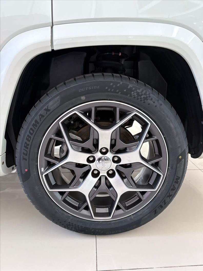  COMMANDER  1.3 T270 Turbo Overland 18