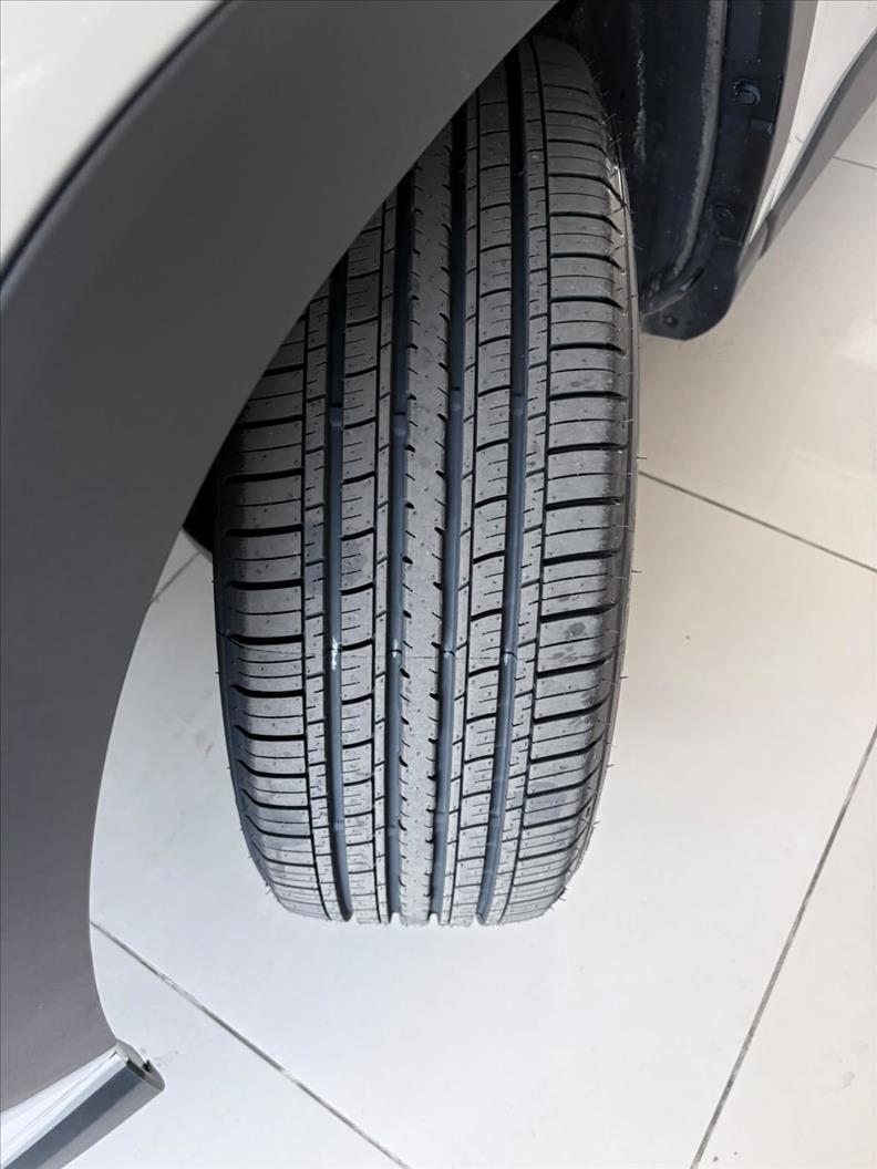  COROLLA CROSS  1.8 VVT-I Hybrid XRX 17