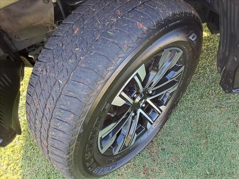  PAJERO SPORT  2.4 16V Mivec Turbo HPE AWD 14