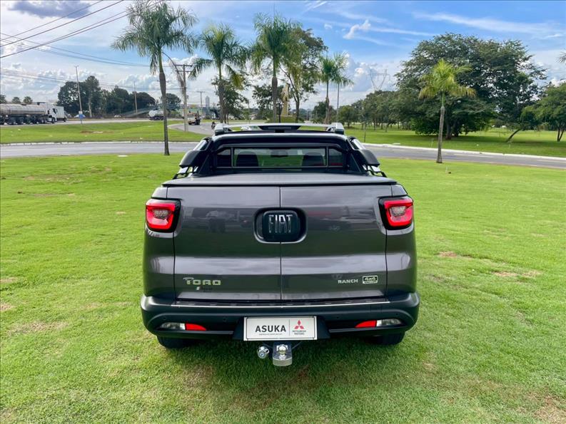  TORO  2.0 16V Turbo Ranch 4WD 2
