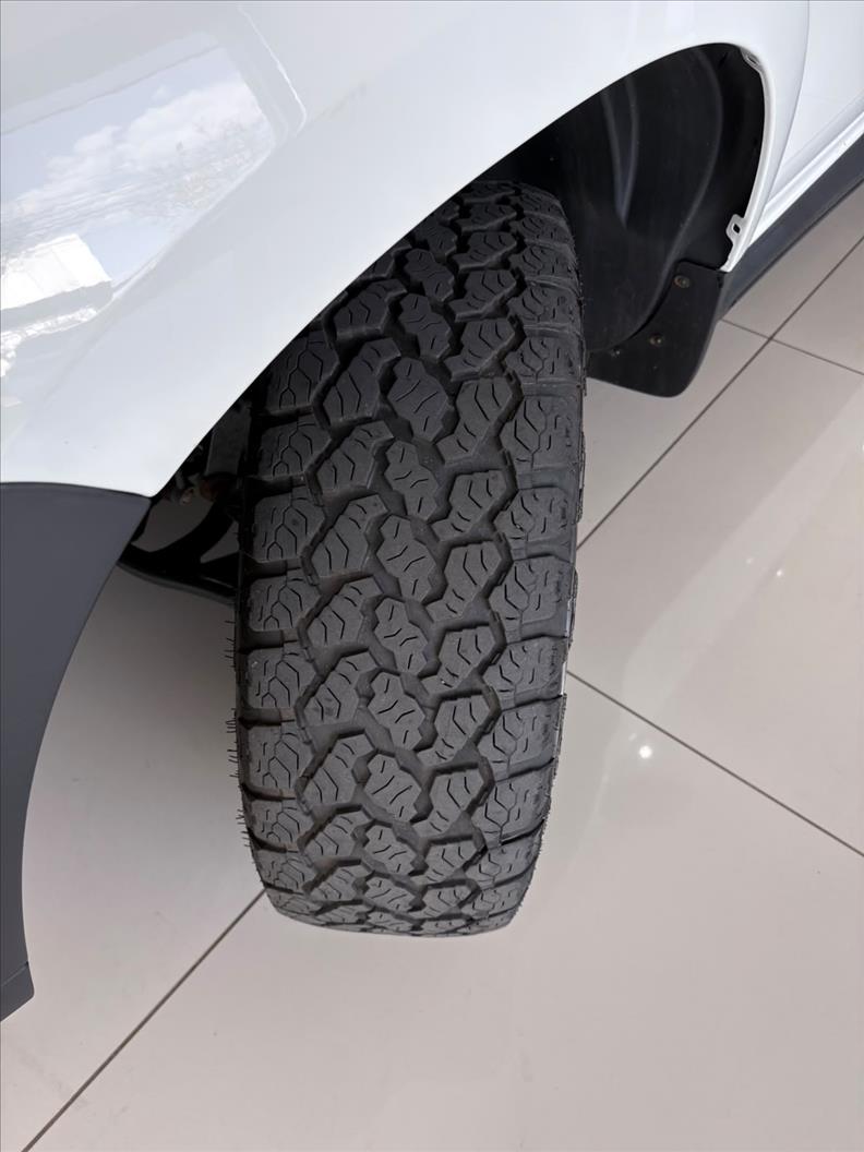  OROCH  1.6 16V SCE PRO 15
