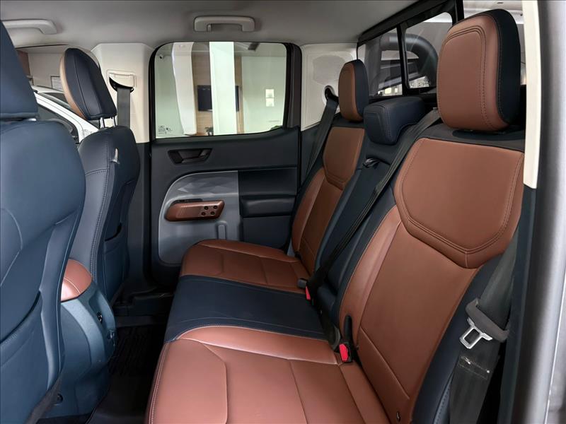  MAVERICK  2.0 Ecoboost Lariat FX4 9