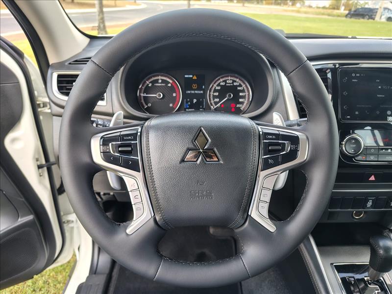  L200 TRITON  2.4 16V Turbo Sport HPE CD 4X4 11