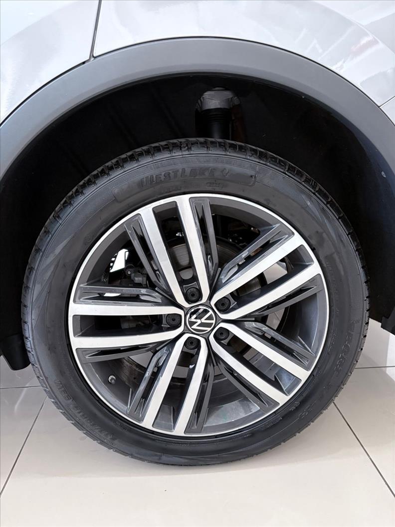  TIGUAN  2.0 300 TSI Allspace R-line 18