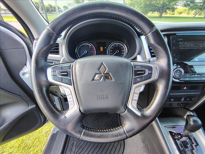  L200 TRITON  2.4 16V Turbo Sport Hpe-s CD 4X4 8