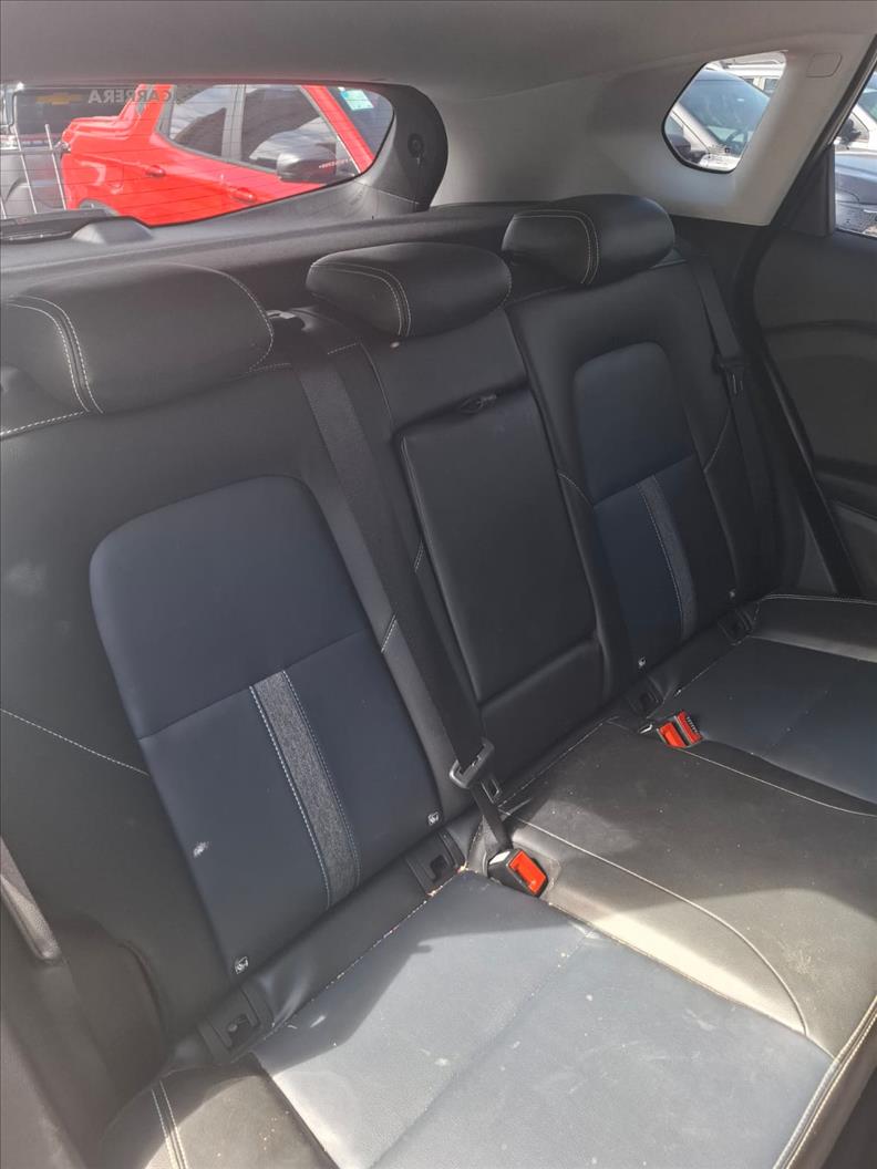 TRACKER 1.2 Turbo Premier TRACKER 1.2 Turbo Premier