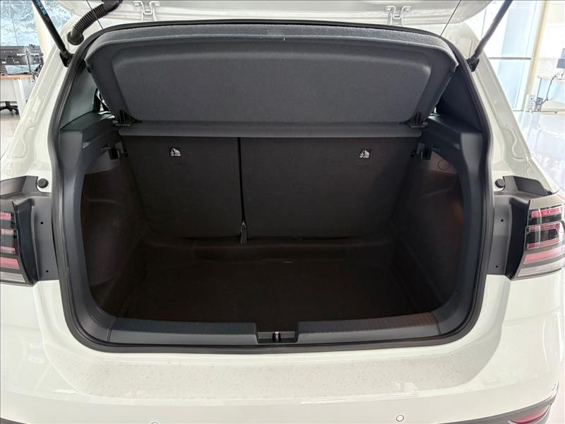  T-CROSS  1.0 200 TSI Comfortline 14