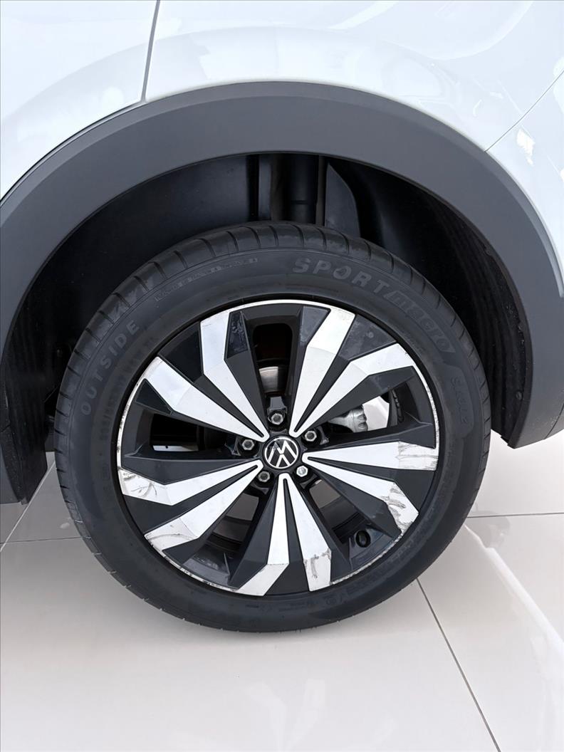  T-CROSS  1.0 200 TSI Comfortline 17