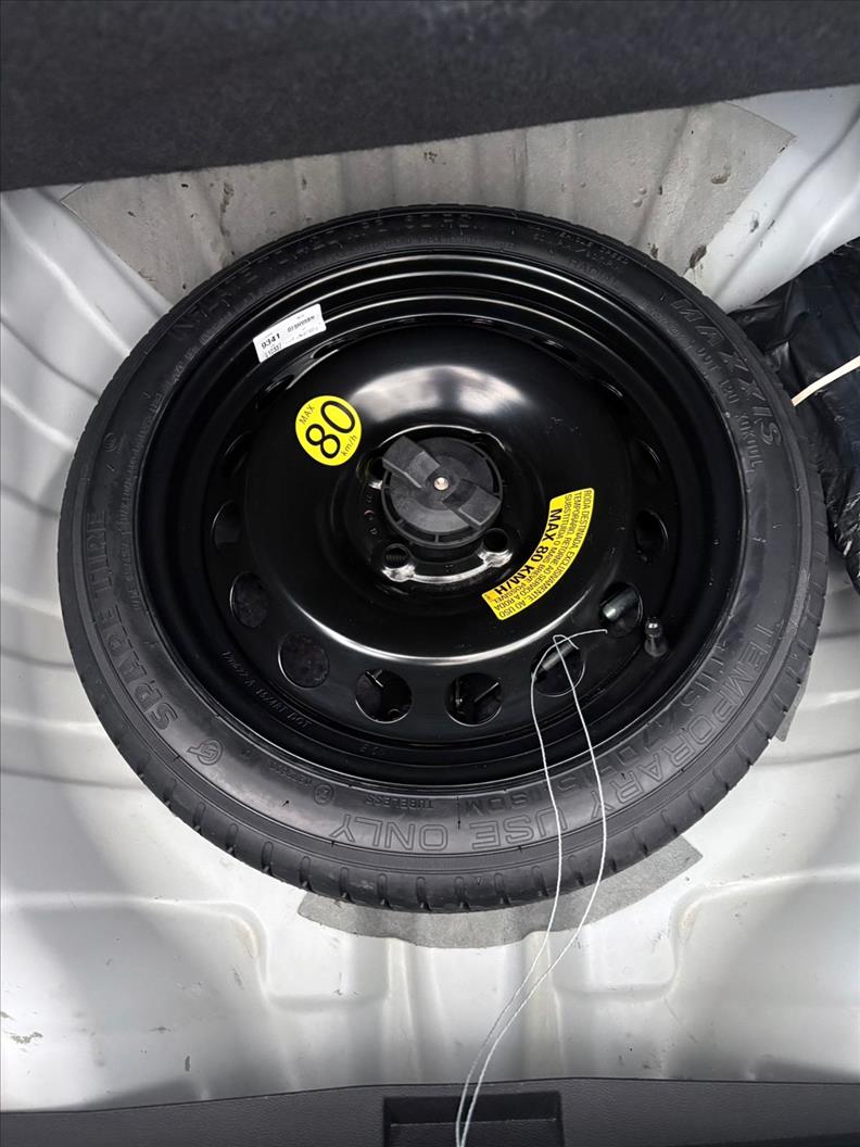  ONIX  1.0 Plus LT 15