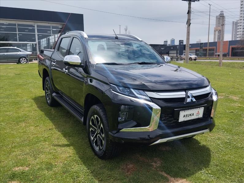 L200 TRITON  2.4 16V Turbo Sport Hpe-s CD 4X4 
