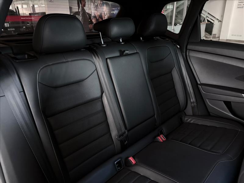 TAOS  1.4 250 TSI Highline 6