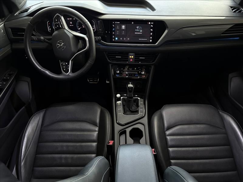  TAOS  1.4 250 TSI Highline 11