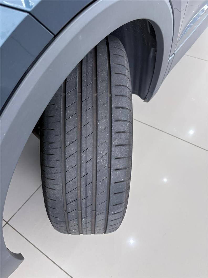  T-CROSS  1.4 250 TSI Highline 16